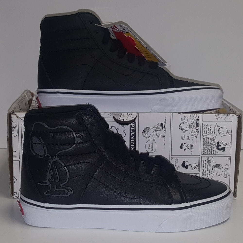 Vans Snoopy Emboss Peanuts SK8-HI Reissue Sneakers
